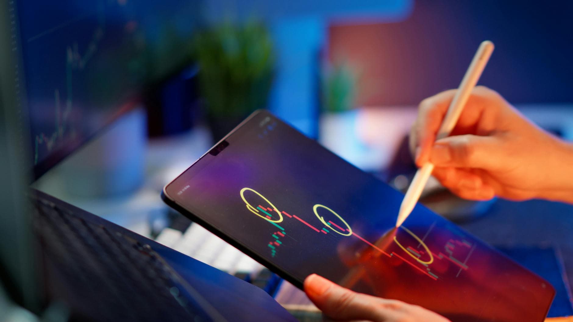 Avoiding Strategy Hopping: How Consistency with One TradingView Strategy Outperforms Constant Switching