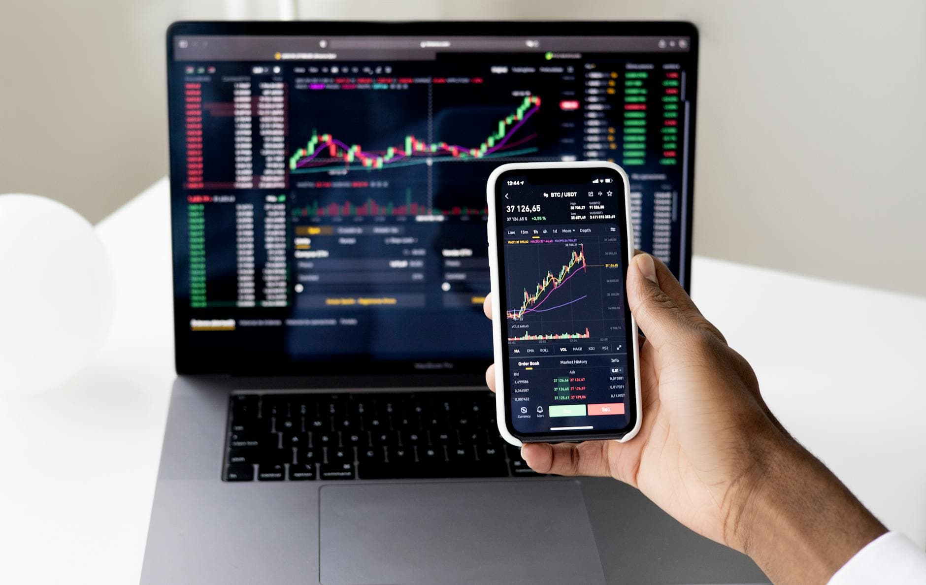 From Demo to Live: Transitioning Your TradingView Paper Trading Strategy to Real Markets